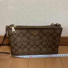 COACH シグネチャー ショルダーバッグのサムネイル