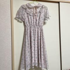 Honey Cinnamon フラワーシフォンワンピースのサムネイル