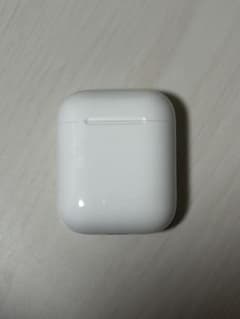 【ジャンク品】Apple AirPods 本体 充電ケース付き 付属品ありのサムネイル