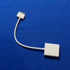 iPhone、iPadのVGAコネクタケーブル