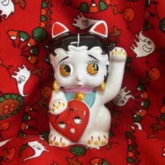 ベティちゃん 招き猫 陶器 フィギュア ベティ・ブープ - メルカリ