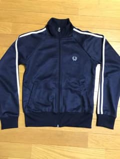 フレッドペリーのジャージのサムネイル