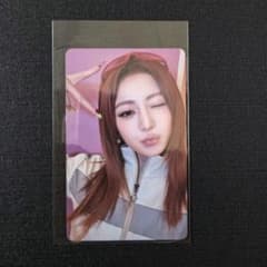 LESSERAFIM DIFFERENT weverse ラキドロ ユンジン - メルカリ