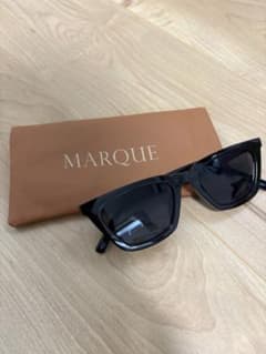 新品未使用　MARQUE ブラック サングラスケース付きのサムネイル
