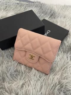 CHANELマトラッセキャビアスキン三つ折りウォレットピンクのサムネイル