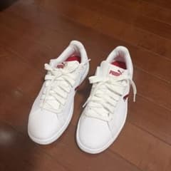 PUMA スニーカー ホワイト レッドのサムネイル
