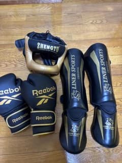 ボクシング セット ヘッドギア グローブ レガース グローブ レガース ヘッドギア フルセット - メルカリ