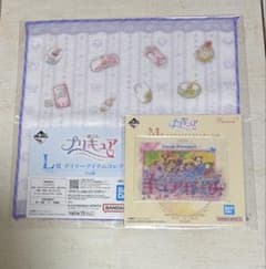 一番くじ プリキュア L賞ハンドタオル M賞ステッカーのサムネイル