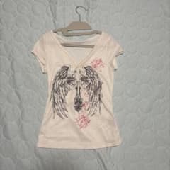 翼とバラのグラフィック半袖Tシャツのサムネイル