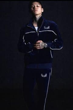 パージ着用】Dawnofproof ベロア セットアップ Yxngbratz - メルカリ