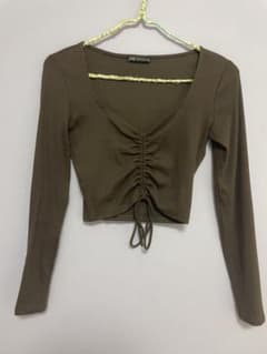 ZARA ショートトップス　ブラウンのサムネイル