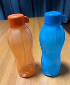 Tupperware 500ml エコボトル2本セット オレンジ＆ブルー - メルカリ