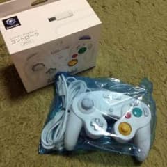 「☆みゆきさん☆専用」【新品】ゲームキューブ コントローラ(ホワイト)のサムネイル