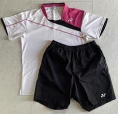YONEX バドミントンウェア TシャツL ハーフパンツM セットのサムネイル