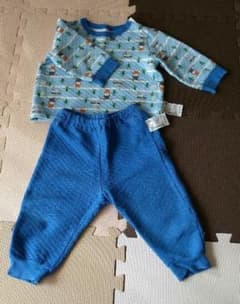 パジャマ　80  ユニクロ　男の子のサムネイル