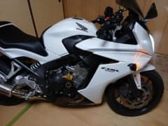 HONDA CBR650F ABS 車検令和9年4月迄 最安 アニー様専用のサムネイル