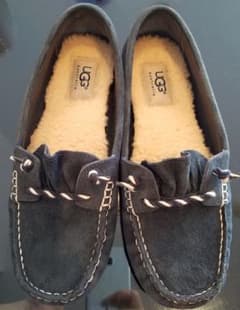 UGG モカシン23.0㎝(送料無料)のサムネイル