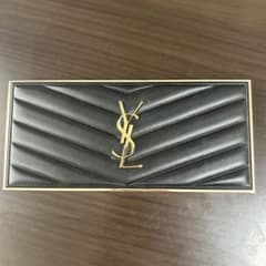 YVES SAINT LAURENT アイシャドウパレット ポーチ付きのサムネイル
