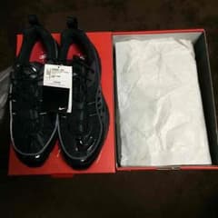 supreme × airmax  28㎝のサムネイル