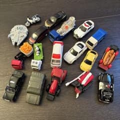 トミカ まとめ売り（トミカでないものも数個あります） - メルカリ