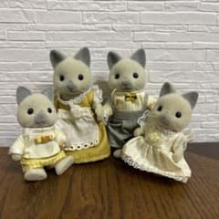 シルバニアファミリー アーバンライフ猫の家族 4体セットのサムネイル