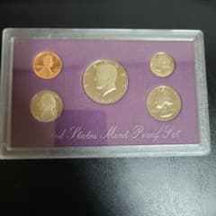 ラ*ン様 美品1989 United States Mint Proof Setのサムネイル