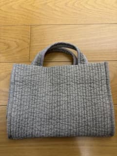 ピオヌンナル トートバッグmy lady ライトグレー - メルカリ