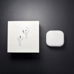 S*U様 AirPods4 アクティブノイズキャンセル搭載モデル AppleCaのサムネイル