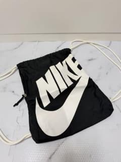 NIKE ナップサック ブラックのサムネイル
