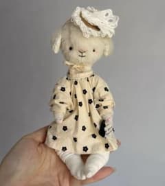 優雅な羊さん アーティストベア 海外作家様 ハンドメイド ぬいぐるみ