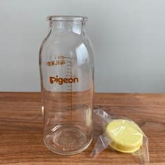 ピジョン 母乳実感 哺乳瓶のサムネイル