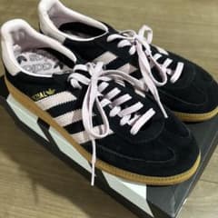 adidas SPEZIAL ブラック ピンク ガムソールのサムネイル