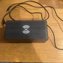 ワイヤレス充電機能付き置時計のサムネイル