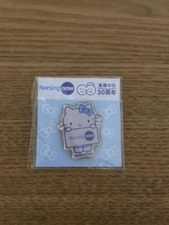 キティ　ピンバッジのサムネイル