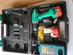 マキタ 小型電動ドライバーのサムネイル