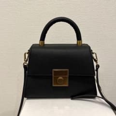 Charles＆Keith ショルダーバッグのサムネイル