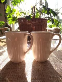 ウェッジウッド エドミー EDME クイーンズウェア マグカップ 黒壺 2個