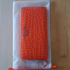 Folli Folliのオレンジの長財布のサムネイル