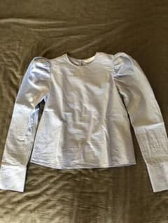 ZARA ザラ パフスリーブ トップスのサムネイル