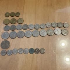 オーストラリアドル 硬貨 35枚 12.8AUD 豪ドル - メルカリ