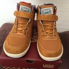 ღ VANS キッズ ブーツスニーカー ღのサムネイル