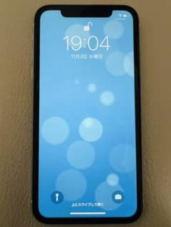 iPhone XR White 128 GB SIMフリーのサムネイル