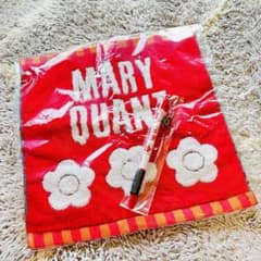 ピカハムタロウ様専用　マリークワント　ハンカチとボールペンセットのサムネイル