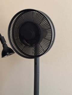 The GreenFan ブラック スタンド式扇風機のサムネイル