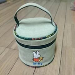 ミッフィーのポーチのサムネイル