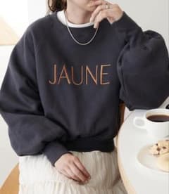 【美品】レディース　スウェット　discoat 裏起毛　ショート丈のサムネイル