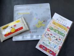 非売品 ポケモン プラスチックバッグ ウェットティッシュ 絆創膏 ピカチュウのサムネイル