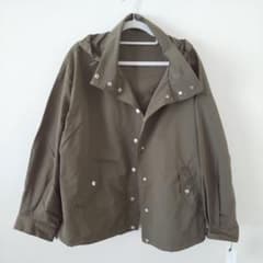 【t☆4mama様専用】ショートマウンテンパーカーのサムネイル