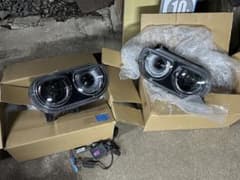 ビ*ン様 ダッジ　チャレンジャー　VLAND製　左右セットのサムネイル