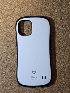 iFace iPhone12mini用ケース ホワイトのサムネイル